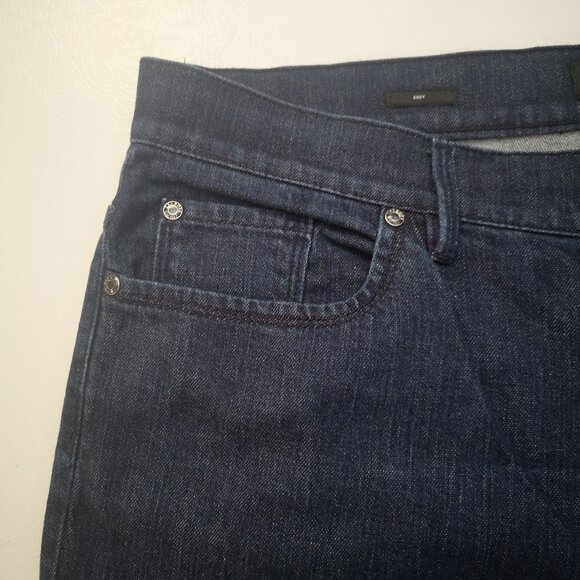 Talbots Ladies Size 12 Dark Wash Boot Cut Zipper & Button Closure Jeans - Picture 6 of 13